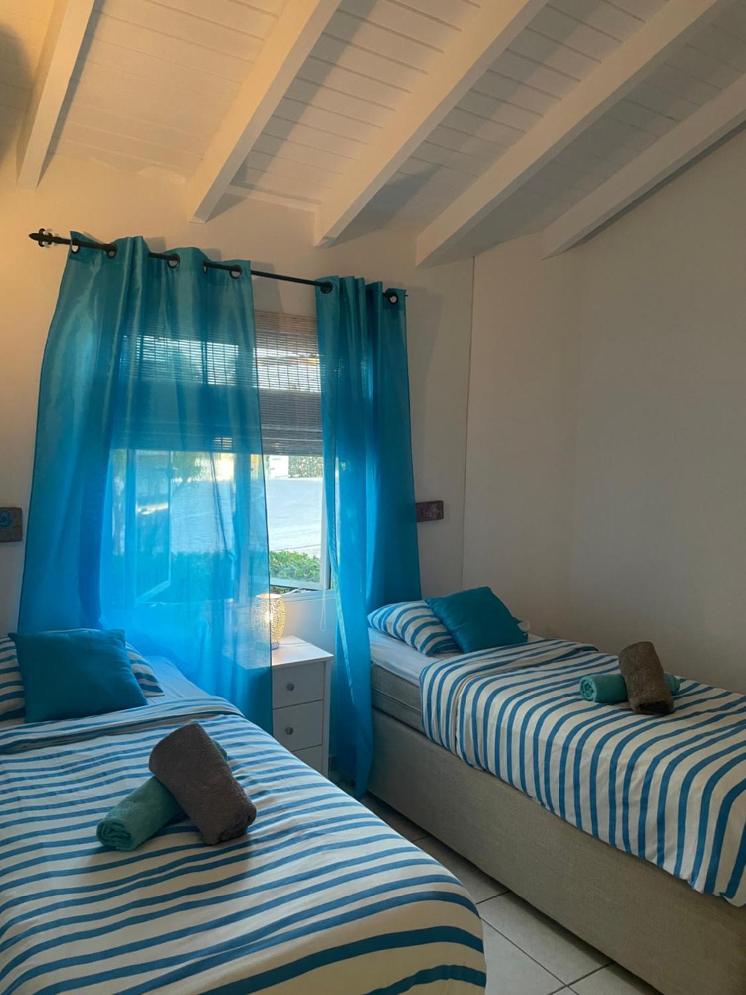 Villa Blue Curacao Jan Thiel Exterior foto
