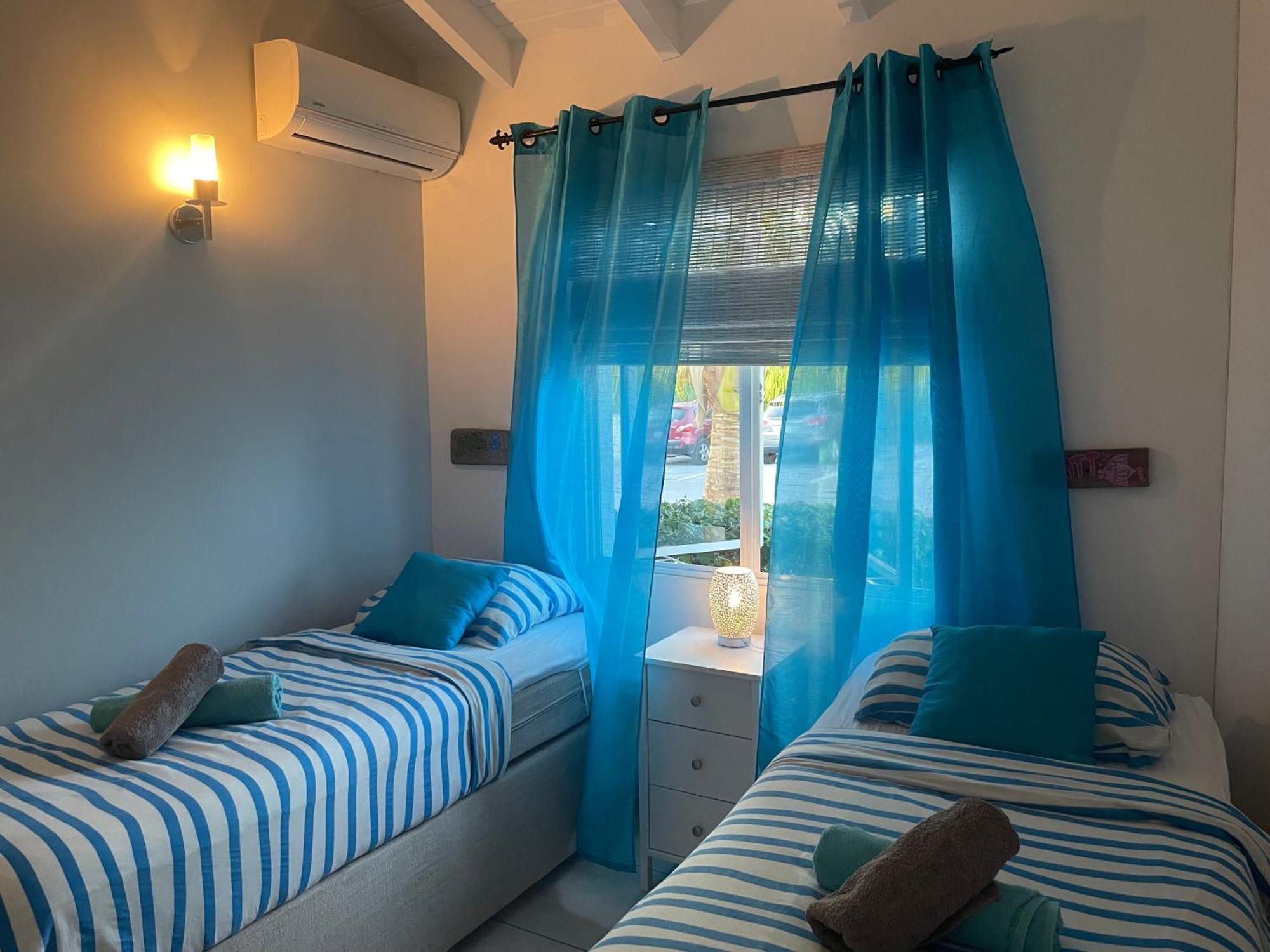 Villa Blue Curacao Jan Thiel Exterior foto